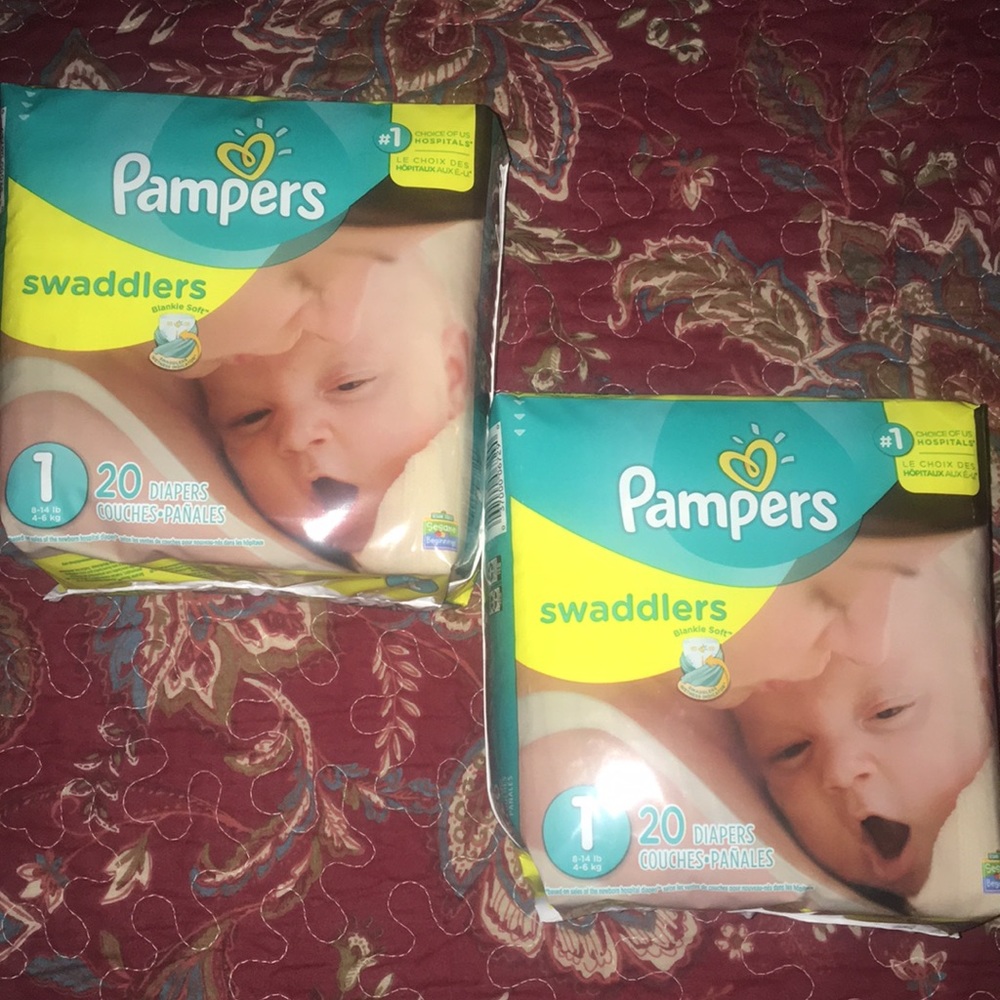 Size 1 Pamper Swaddlers👶🏻